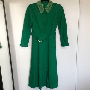 Vintage Orion Emerald Green Wool dress w. lace collard, fully lined